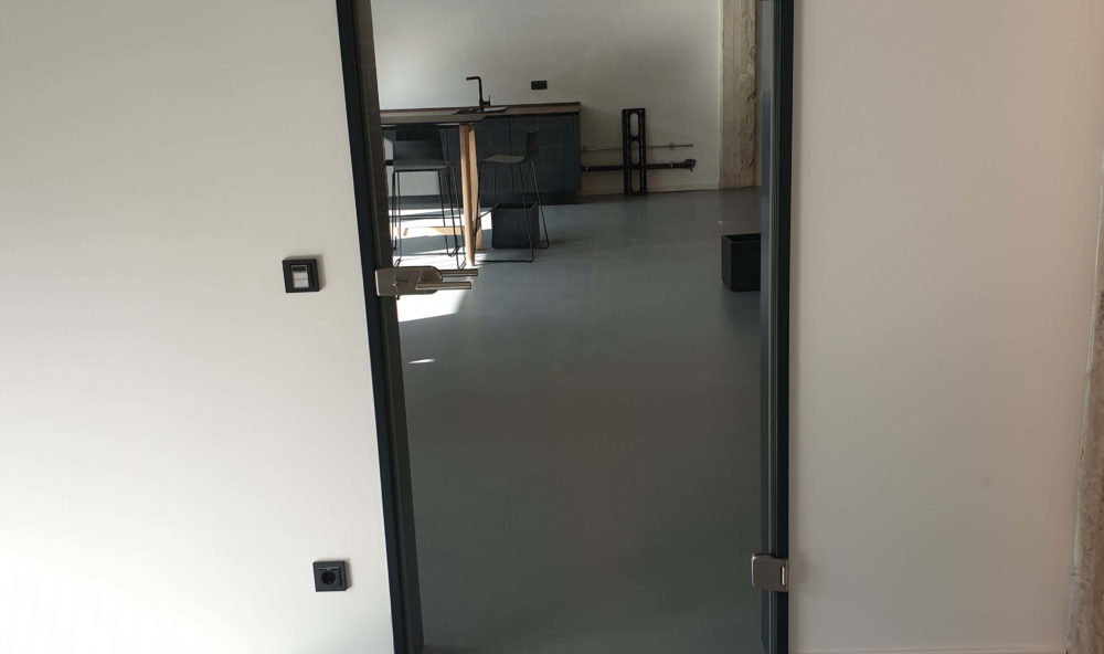 zimmertüren mit zarge , Glasstür, fensterelemente , einbauen , modern , sauber , schnell , NRW , Düsseldorf