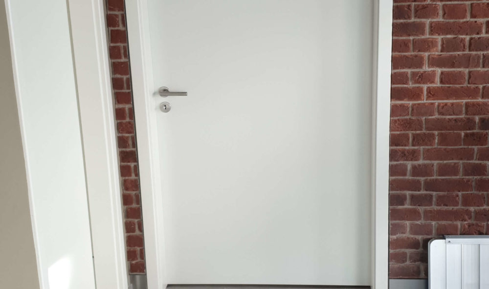 zimmertüren mit zarge , fensterelemente , einbauen , modern , sauber , schnell , NRW , Achen , Dominos Pizza